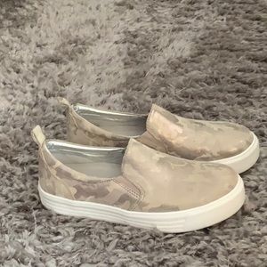 Camouflage Fashion Sneakers